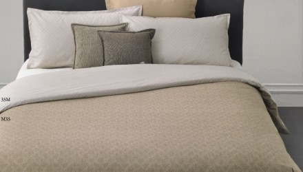 Постельное белье 2 спальное евро Trussardi GREYHOUND MONOGRAMM 35M F.Avorio бежевое