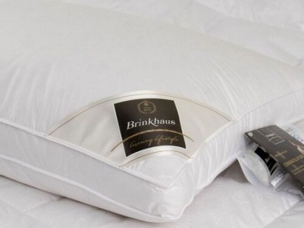 Подушка пуховая 65х65 Brinkhaus CHALET средняя с бортиком 
