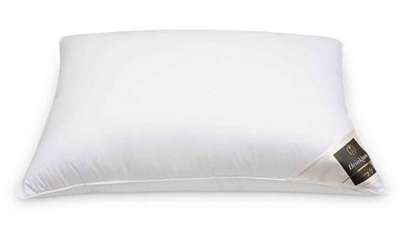 Подушка пуховая 65х65 Brinkhaus CHALET мягкая