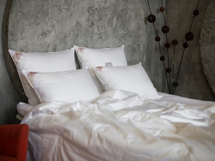 Подушка средняя 68х68 German Grass LUXURY SILK GRASS 