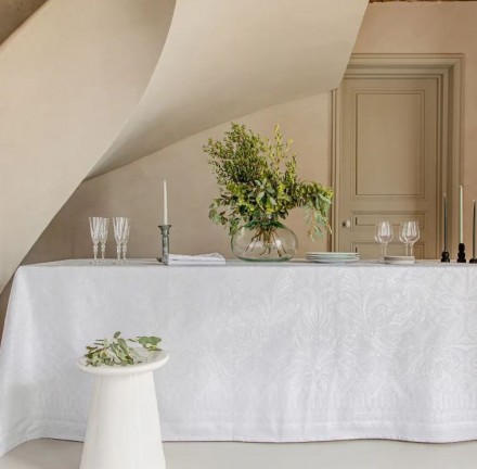 Скатерть 174х364 Garnier-Thiebaut GRACE BICOLORE PERLE 