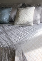 Покрывало 270x270 Mastro Raphael FONTAINEBLEAU M9A ivory 