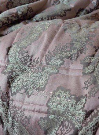 Покрывало 270х270 Blumarine Anais розовое