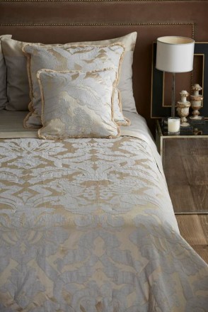 Покрывало 270x270 Mastro Raphael TIVOLI DAMASCO 2 beije 