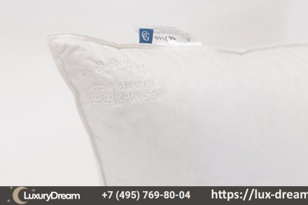 Подушка пуховая средняя 50x68 German Grass Hotel Down Grass 5 Stars