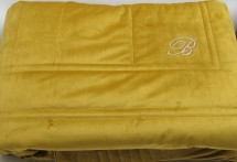Покрывало 270х270 Blumarine BLU VELVET желтое 07 ochre