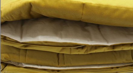 Покрывало 270х270 Blumarine BLU VELVET желтое 07 ochre