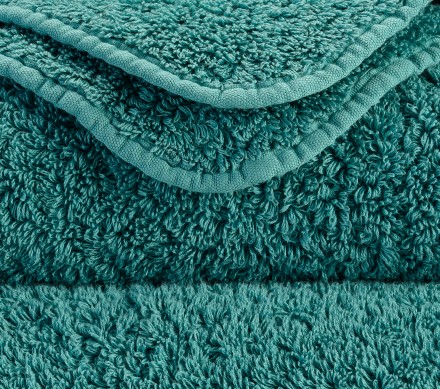 Полотенце 70х140 Abyss & Habidecor Super Pile 325 изумрудное