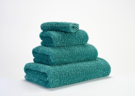Полотенце 70х140 Abyss & Habidecor Super Pile 325 изумрудное
