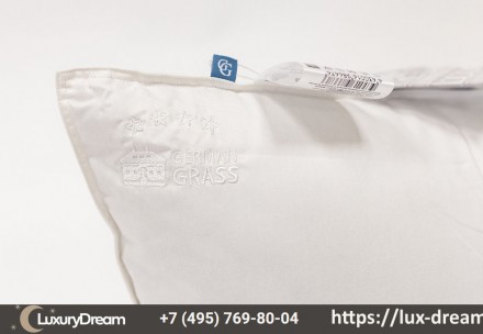 Подушка пуховая средняя 68x68 German Grass Hotel Down Grass 4 Stars