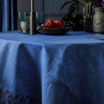 Скатерть 120х120 Le Jacquard Francais FORET ENCHANTEE blue 