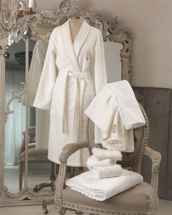 Халат женский махровый Blumarine Anjelica белый