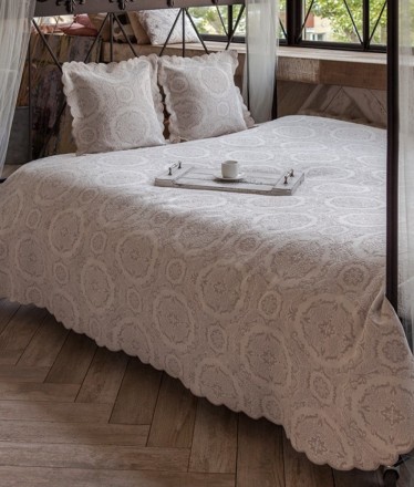 Покрывало 200х220 Luxberry Amelie льняное