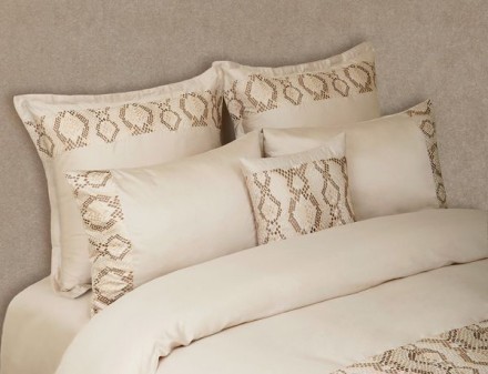 Наволочка 50х70 Luxberry Snake песочная