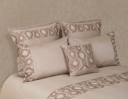 Наволочка 50х70 Luxberry Snake умбра