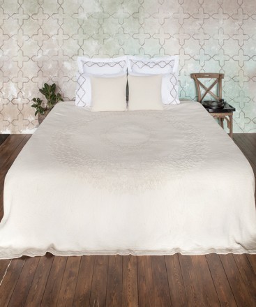 Покрывало 200x220 Luxberry Vincent кремовое