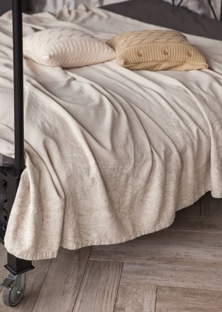 Покрывало 150х210 Luxberry Yoko бежевое 