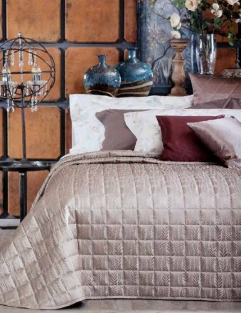 Покрывало 270х270 Svad Dondi Laguna 18 castagna кофейное