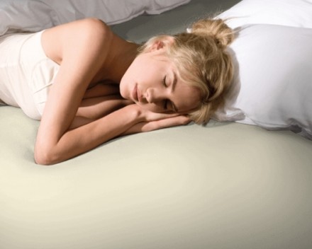 Простыня на резинке 180x200-200x220 Formesse Bella Donna Jersey 0110 Powder