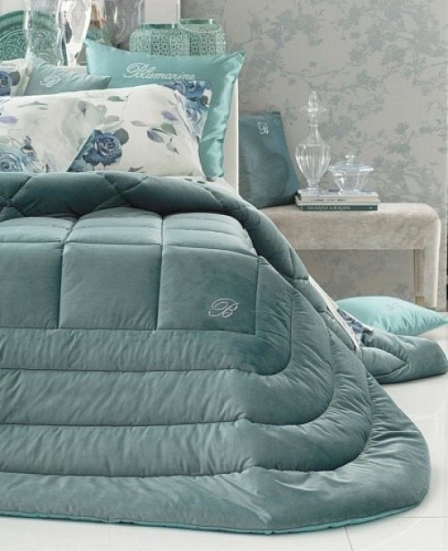 Покрывало 270х270 Blumarine BLU VELVET 14 pine зеленое 
