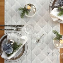 Скатерть 150х300 Sander GLEN 21 ecru silver