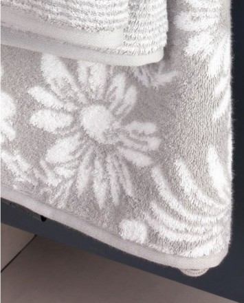 Полотенце 80х150 Cawo EDITION FLORAL 638 76 platina