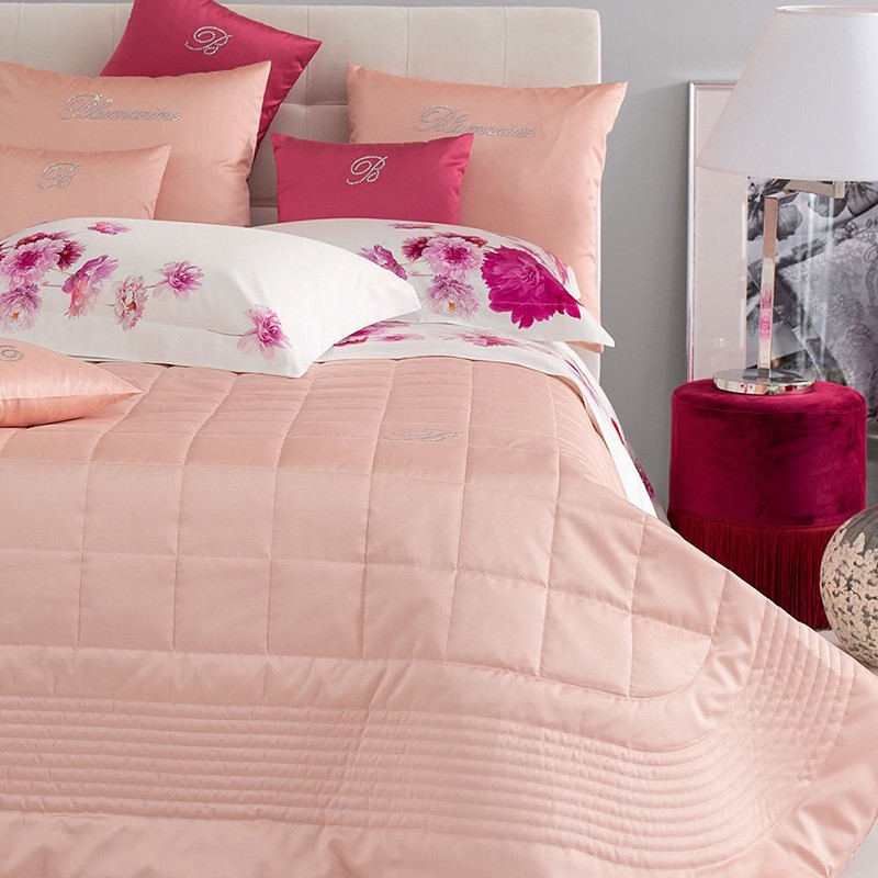 Покрывало 270х270 Blumarine BLU VELVET 18 peach персиковое 