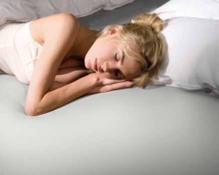 Простыня на резинке 180x200-200x220 Formesse Bella Donna Premium 1000 белая