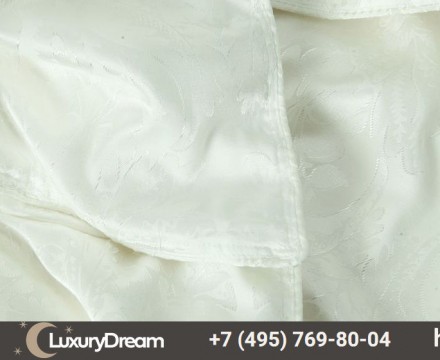 Элитное одеяло шелковое всесезонное 150х200 German Grass Fly Silk