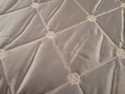 Покрывало 270x270 Mastro Raphael  FONTAINEBLEAU темно-серое