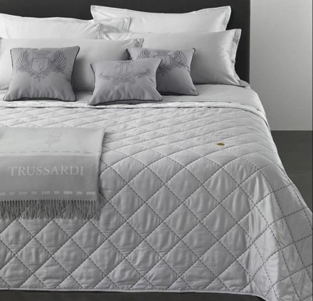 Покрывало 270x260 Trussardi SEAM LINE 3132 Grey серый